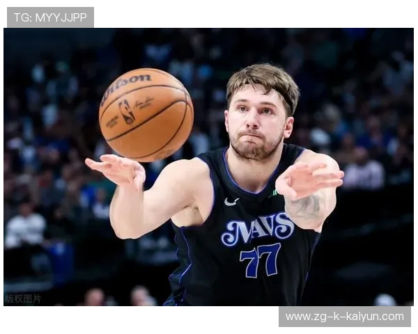 东契奇三分命中，独行侠在终场前锁定胜果